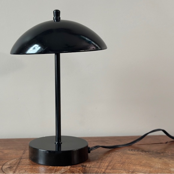 Vintage Atomic Table Lamp, Black Mushroom Touch Lamp, Metal MCM - Picture 1 of 15